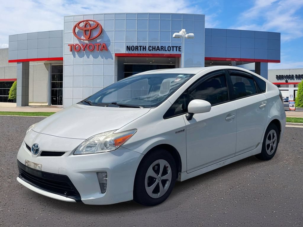 Used 2015 Toyota Prius Four FWD image 3