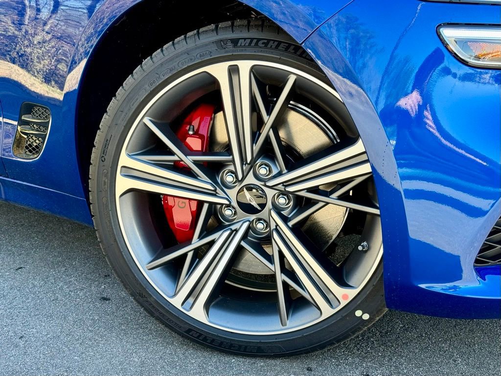 Used 2025 Genesis G70 3.3T Advanced w/ Sport Prestige Package image 6