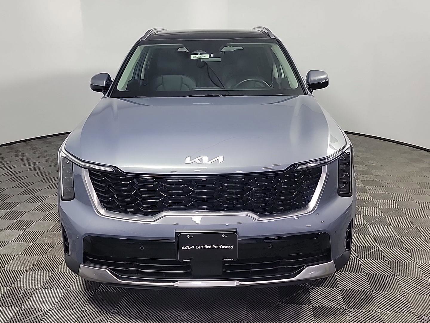 Used 2025 Kia Sorento EX w/ Panoramic Sunroof Package image 14