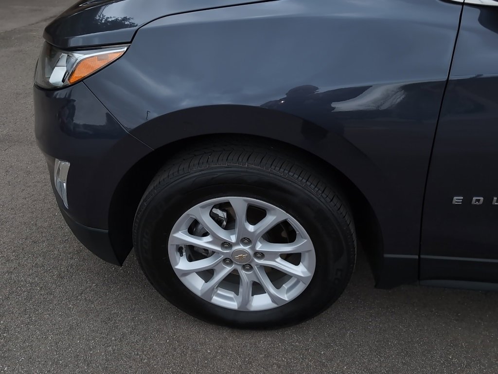 Used 2018 Chevrolet Equinox LT w/ Sun & Infotainment Package image 11