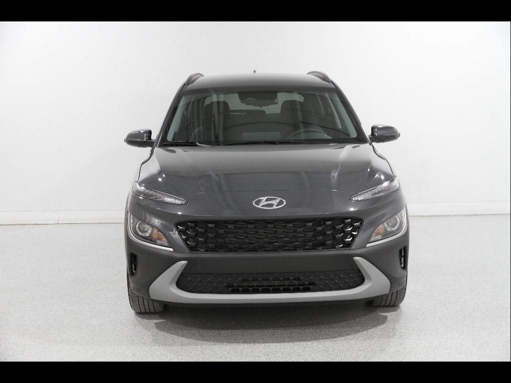 Used 2023 Hyundai Kona SEL image 2