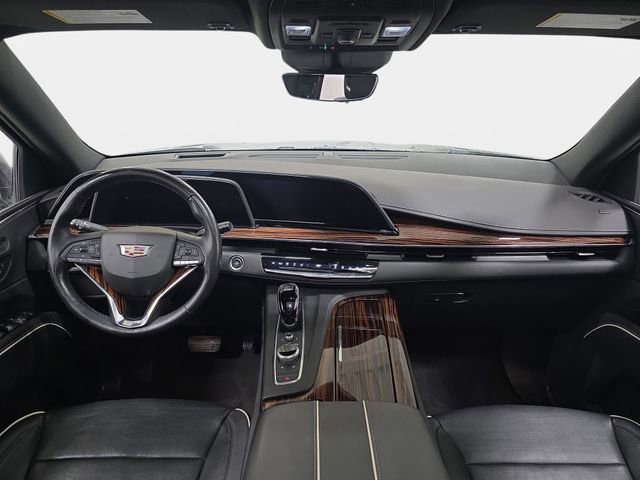 Used 2022 Cadillac Escalade Premium Luxury image 10