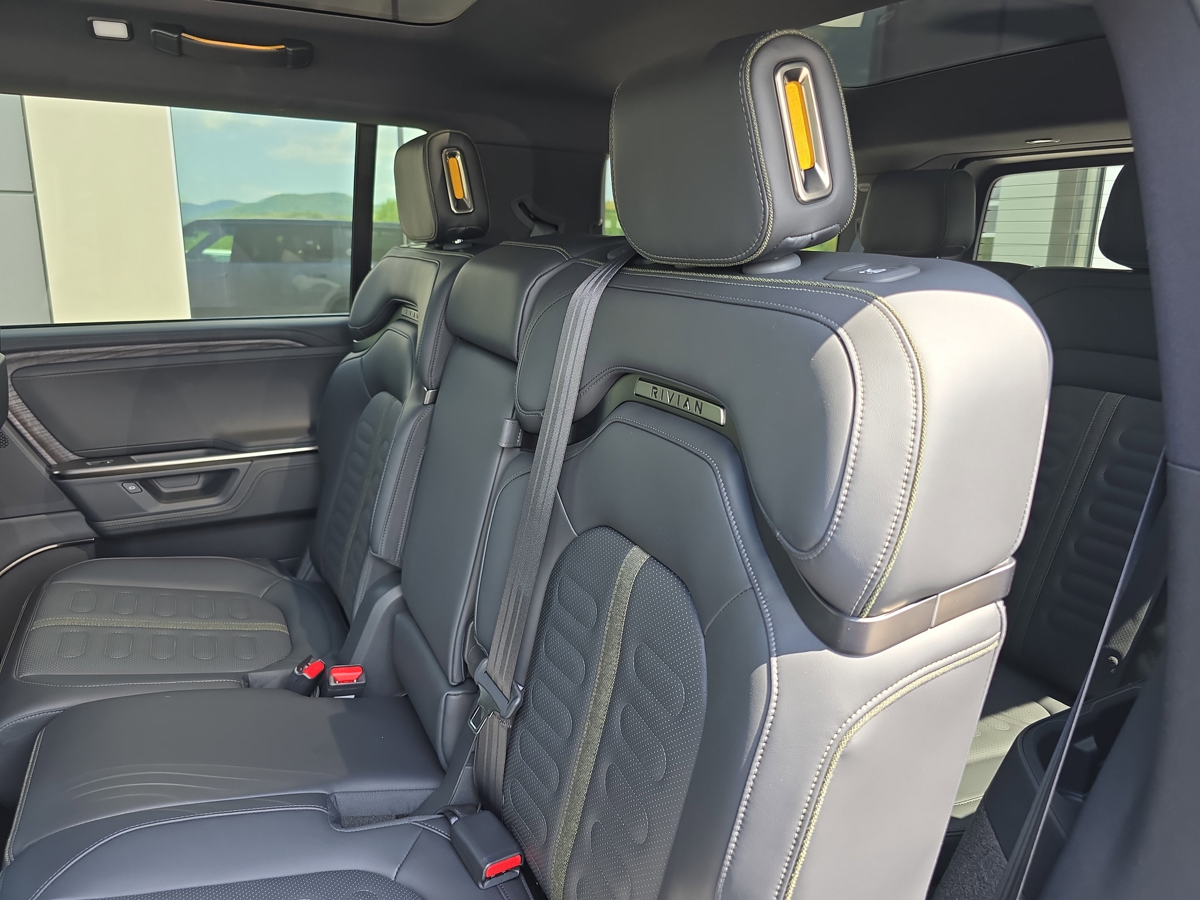 Used 2026 Rivian R1S Adventure image 14
