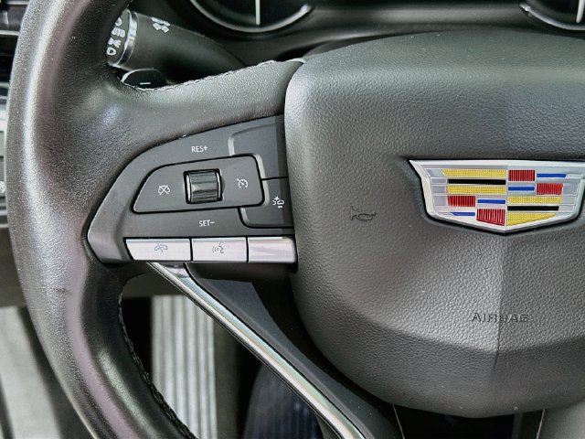 Used 2024 Cadillac XT6 Luxury AWD/4WD image 23