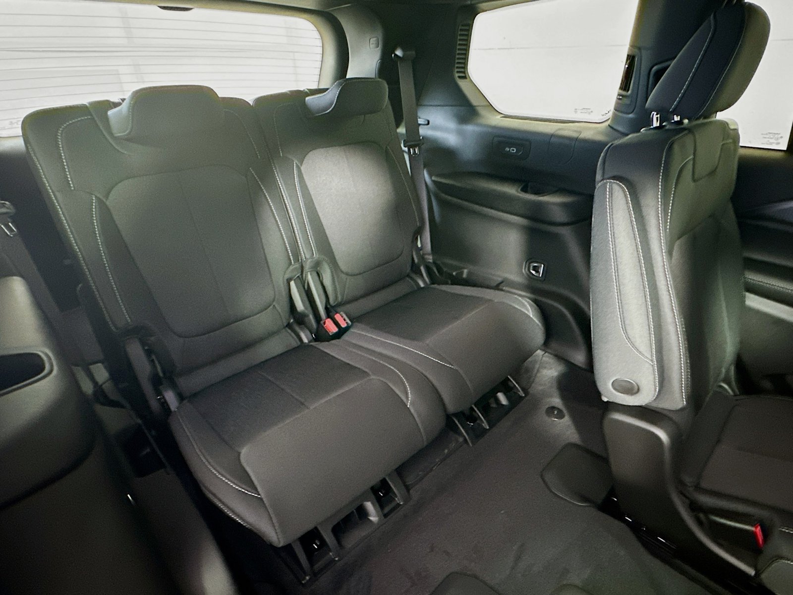 New 2026 Jeep Grand Cherokee L 4WD image 28
