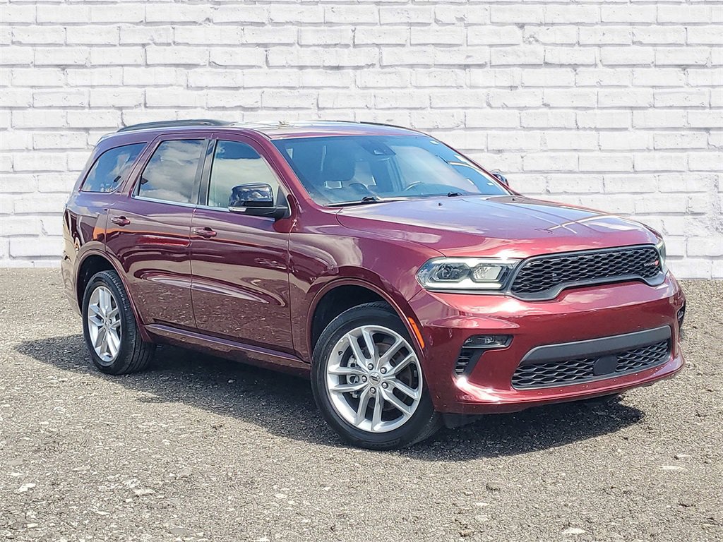 Used 2023 Dodge Durango GT image 1
