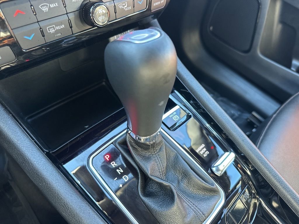 Used 2024 Jeep Compass Limited image 16