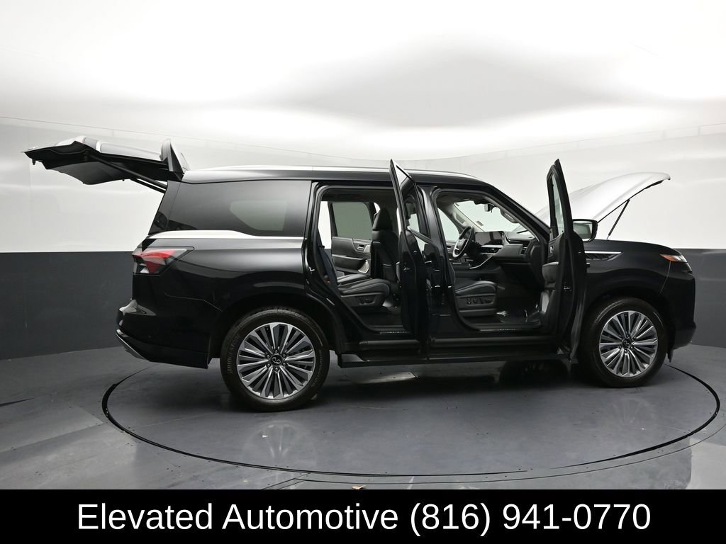 Used 2025 INFINITI QX80 Sensory image 40