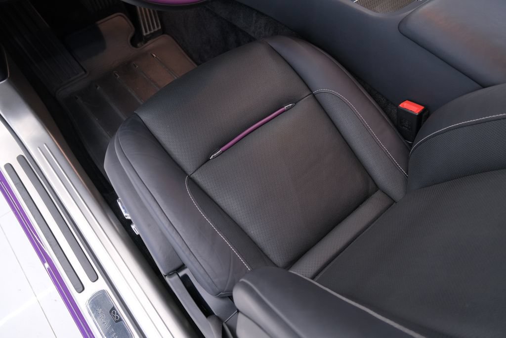 Used 2020 Rolls-Royce Wraith RWD image 14
