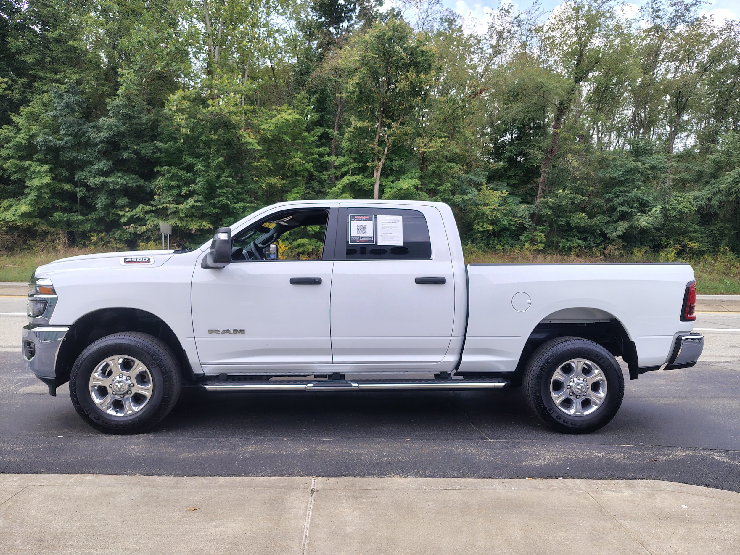 Certified 2025 RAM 2500 Big Horn AWD/4WD image 8