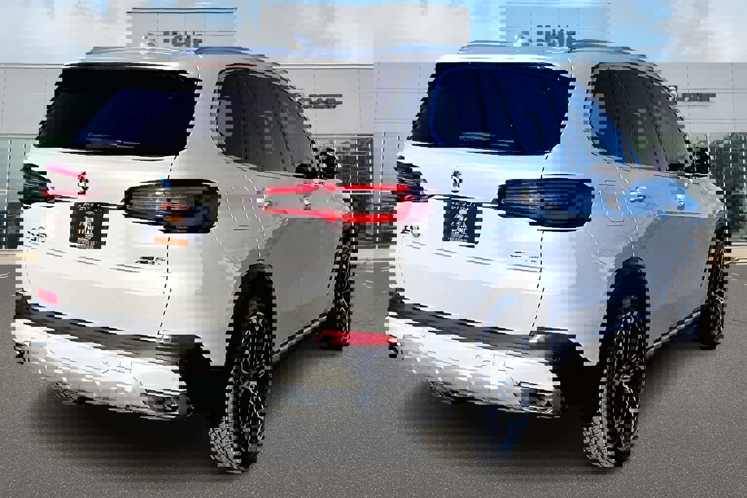 Used 2021 BMW X5 xDrive45e w/ Executive Package image 23