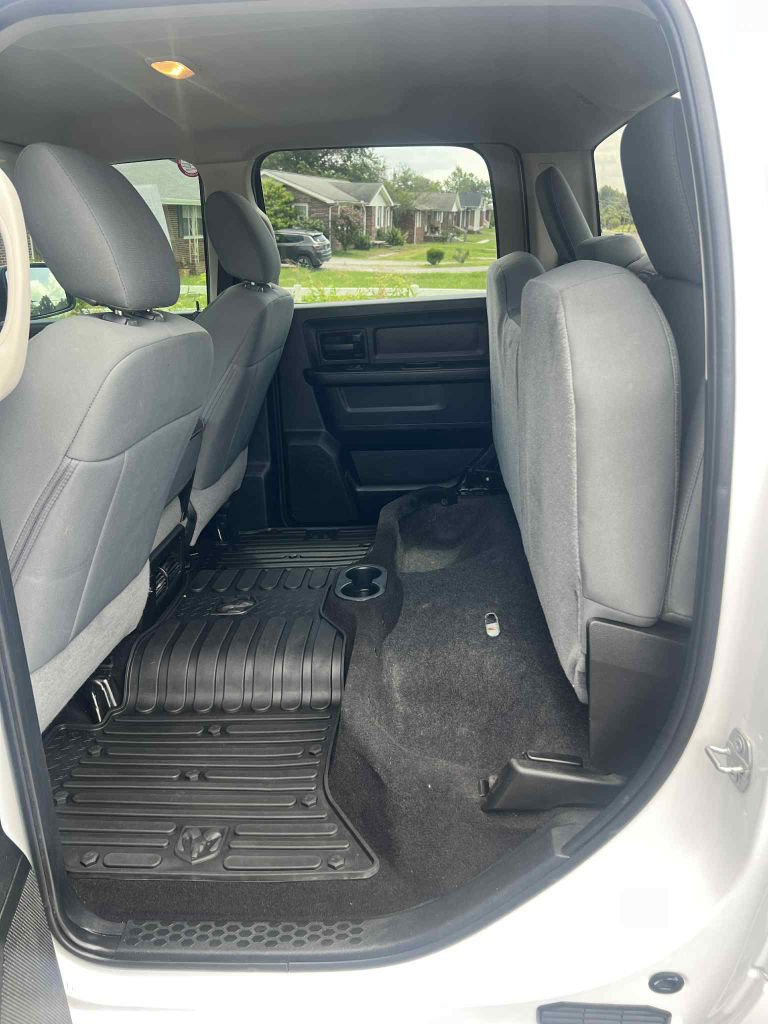 Used 2018 RAM 1500 Express image 15