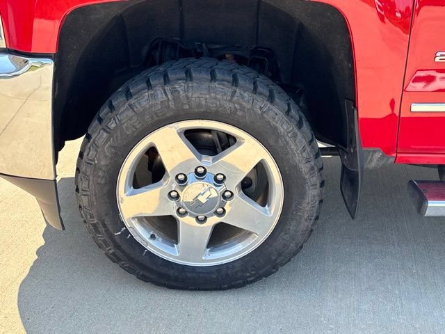 Used 2015 Chevrolet Silverado 2500 LTZ w/ Duramax Plus Package AWD/4WD image 10