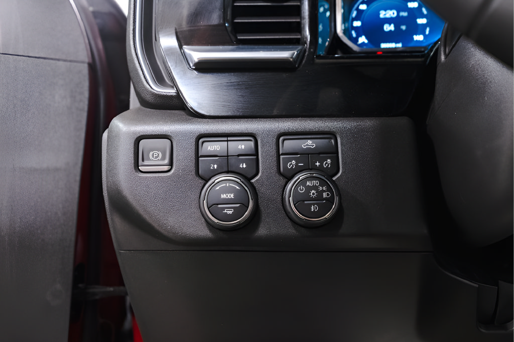 Used 2023 Chevrolet Silverado 1500 LT Trail Boss w/ Protection Package AWD/4WD image 20