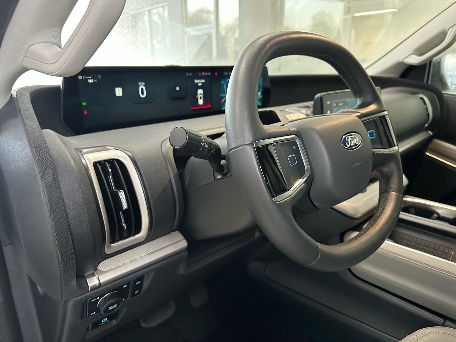 Certified 2025 Ford Expedition Max Active AWD/4WD image 21