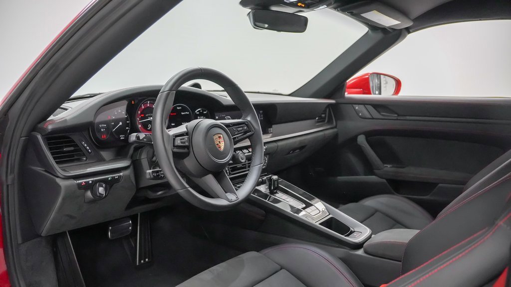 Used 2022 Porsche 911 Carrera GTS image 4
