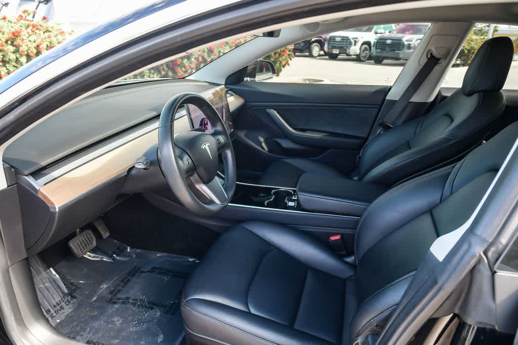 Used 2018 Tesla Model 3 Long Range RWD image 19