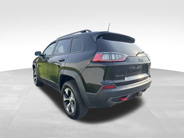 Used 2019 Jeep Cherokee Trailhawk AWD/4WD image 2