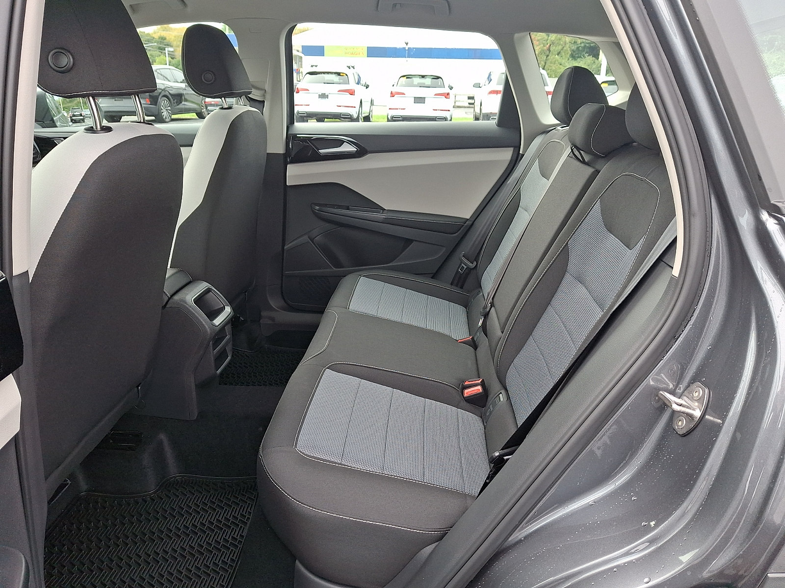 New 2027 Volkswagen Taos S FWD image 7