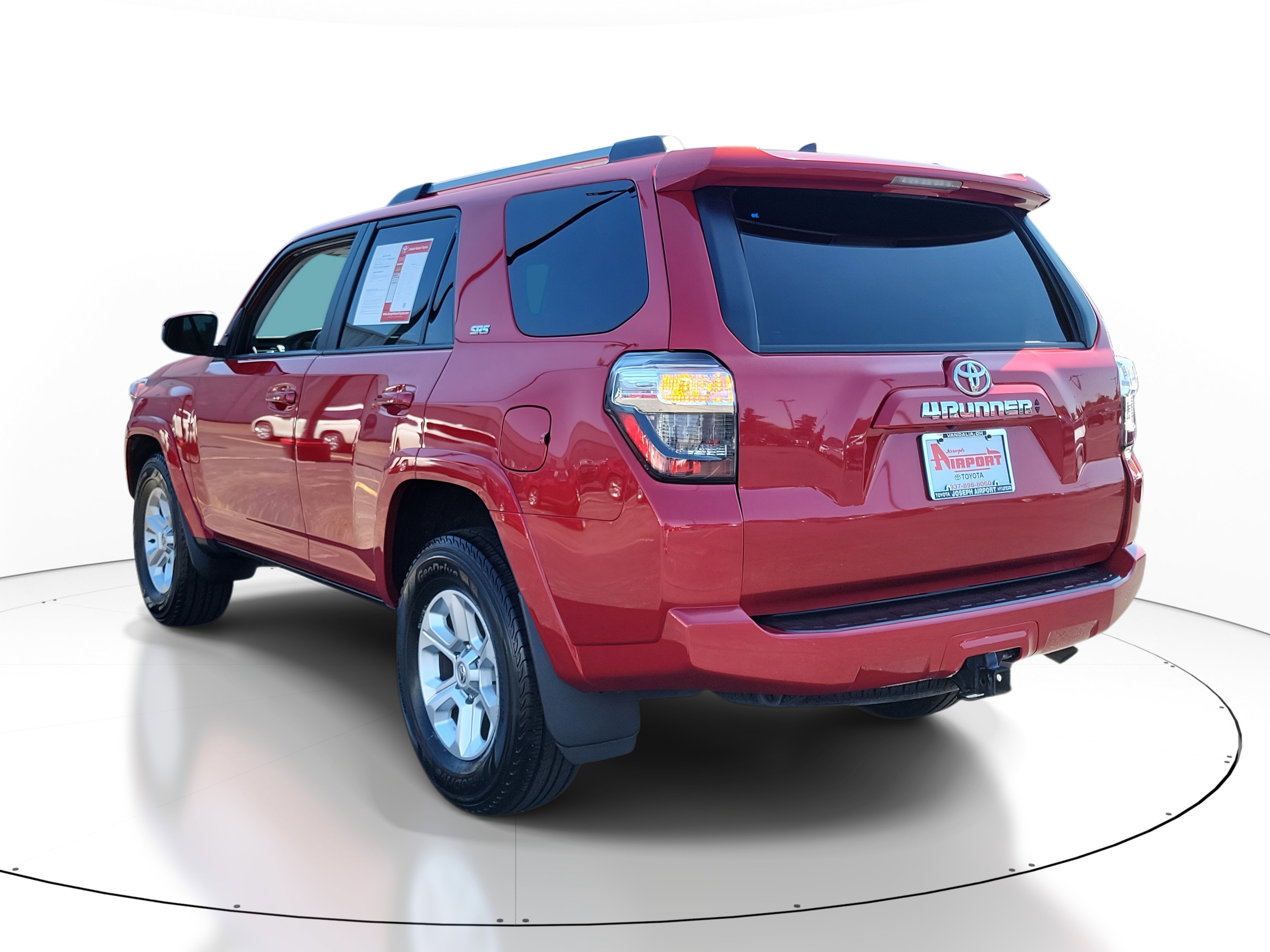 Used 2023 Toyota 4Runner SR5 image 3