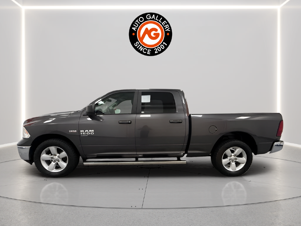 Used 2019 RAM 1500 Classic SLT AWD/4WD image 4