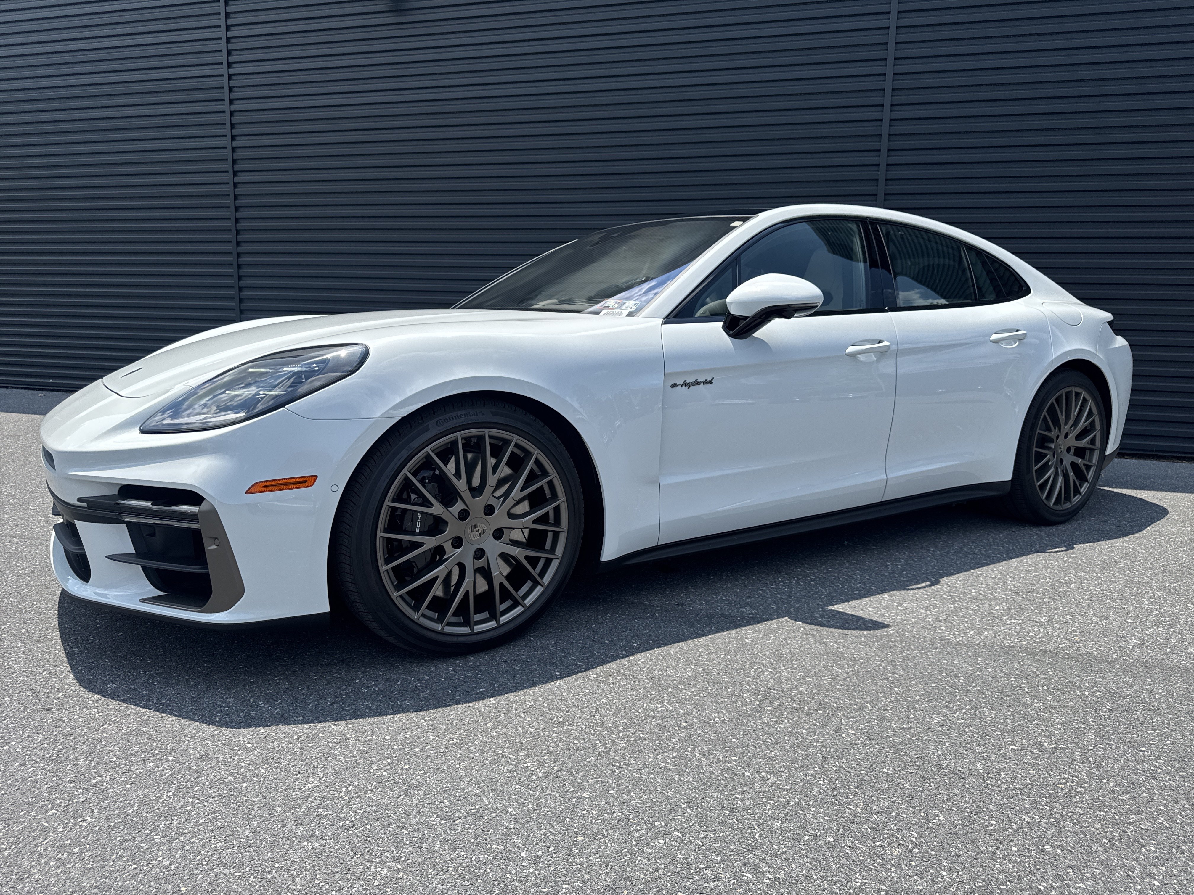 New 2026 Porsche Panamera Turbo