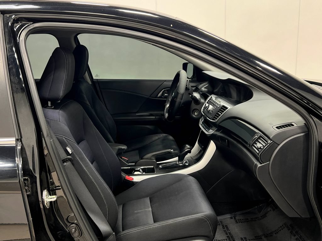 Used 2013 Honda Accord Sport image 31