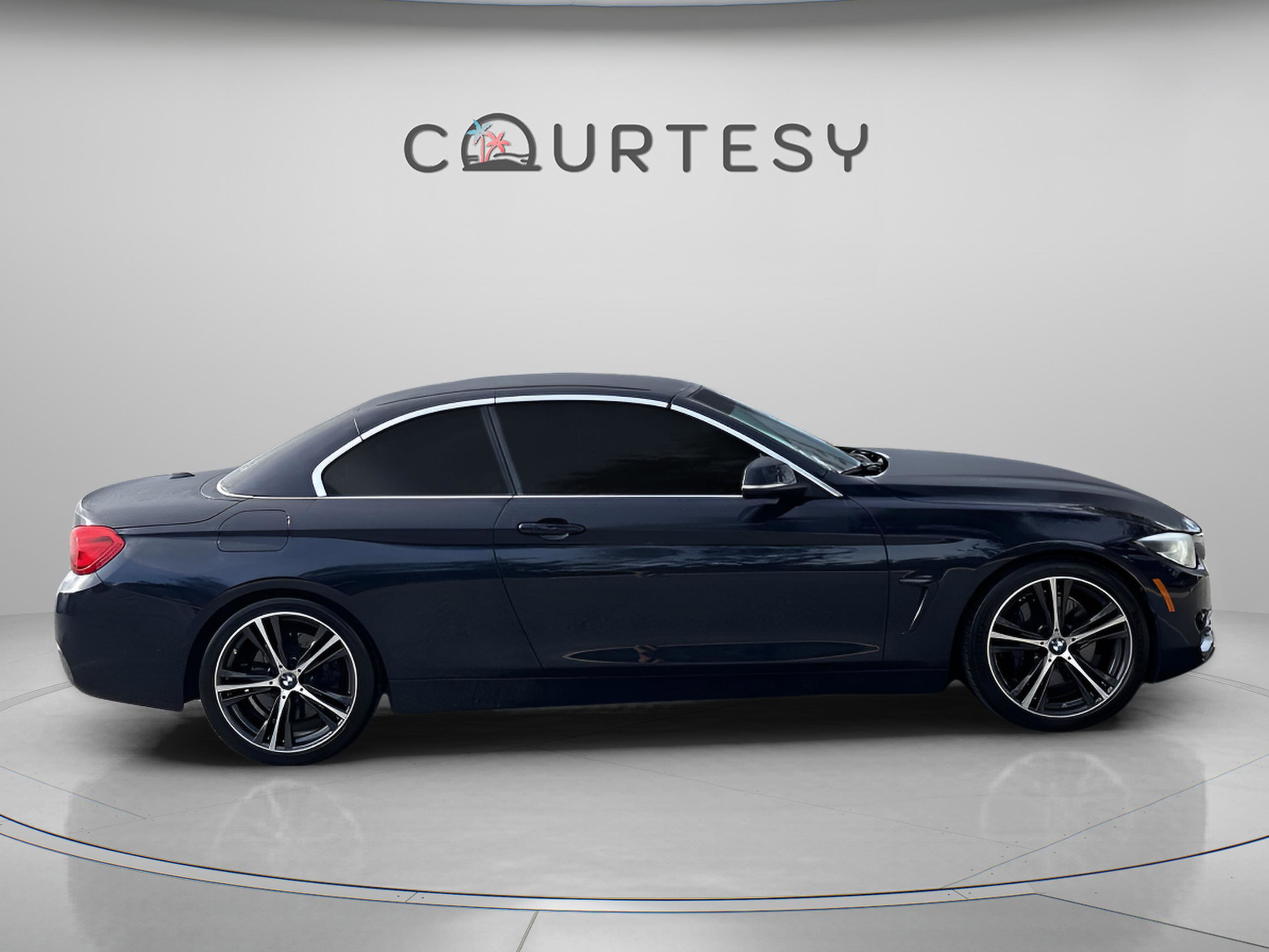 Used 2018 BMW 440i Convertible image 8