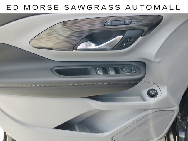 Certified 2024 GMC Terrain SLT image 20