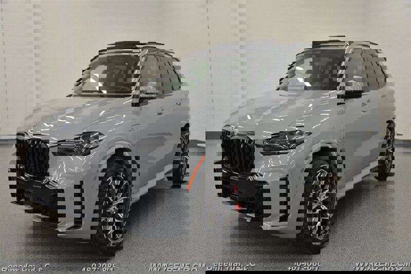 Used 2024 BMW X5 xDrive50e w/ M Sport Package image 3