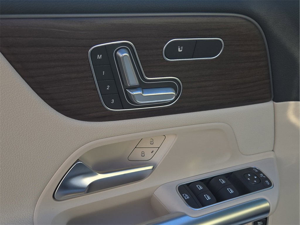 New 2026 Mercedes-Benz GLA 250 4MATIC image 18