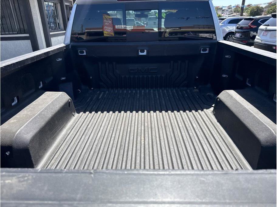 Used 2019 GMC Sierra 1500 SLE w/ SLE Value Package RWD image 10