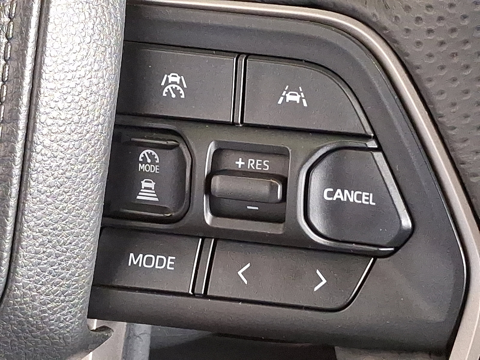 Used 2025 Toyota 4Runner SR5 AWD/4WD image 20