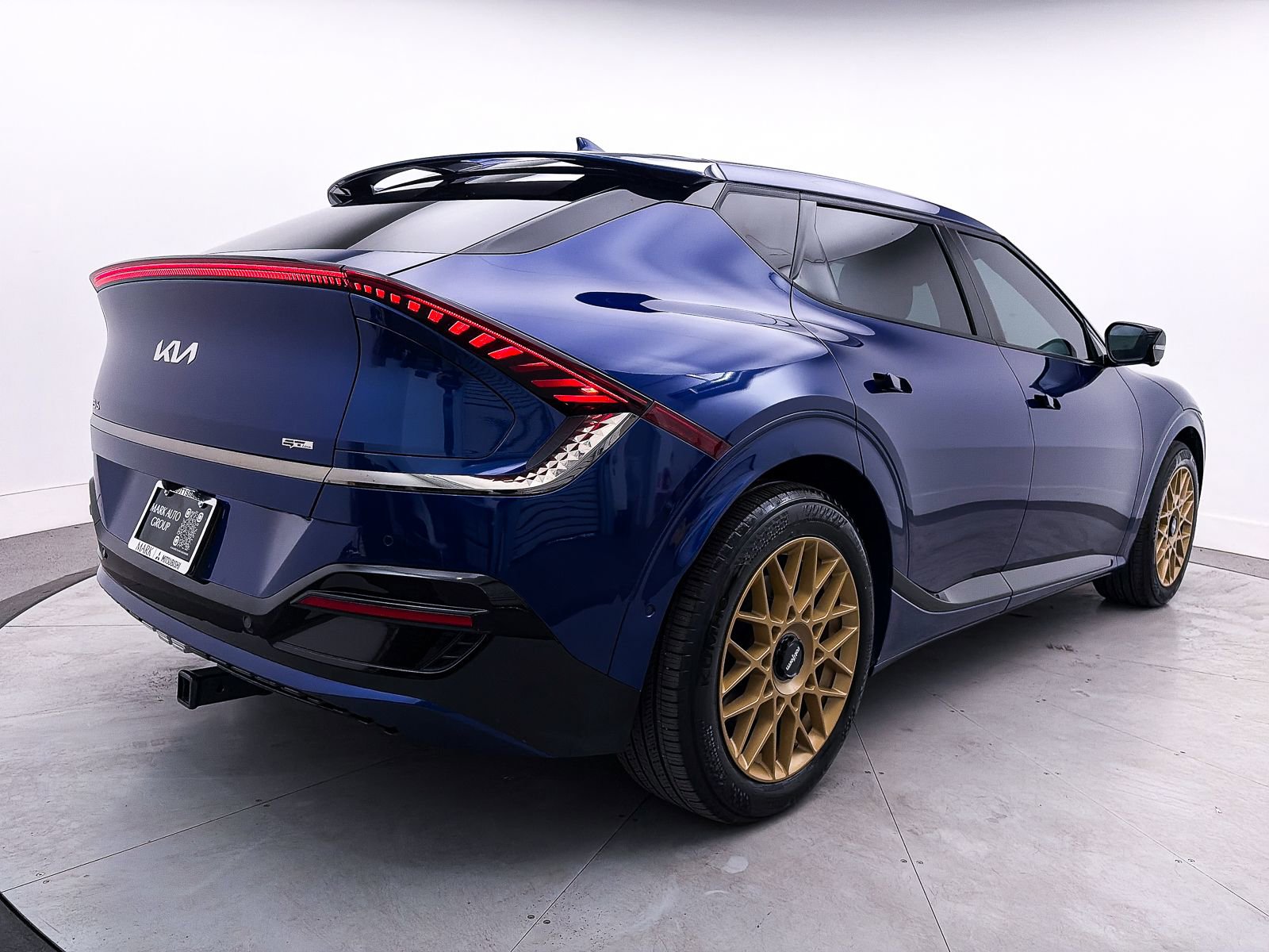 Used 2023 Kia EV6 GT-Line w/ GT-Line Suede Seat Package image 18