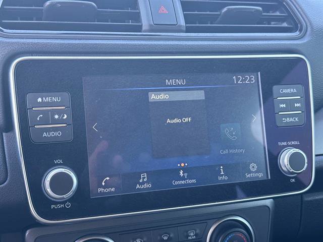 Used 2023 Nissan Leaf S image 16