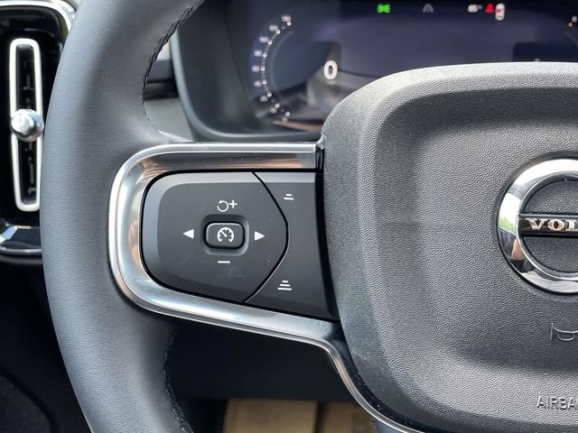 New 2026 Volvo XC40 B5 Plus w/ Climate Package AWD/4WD image 36