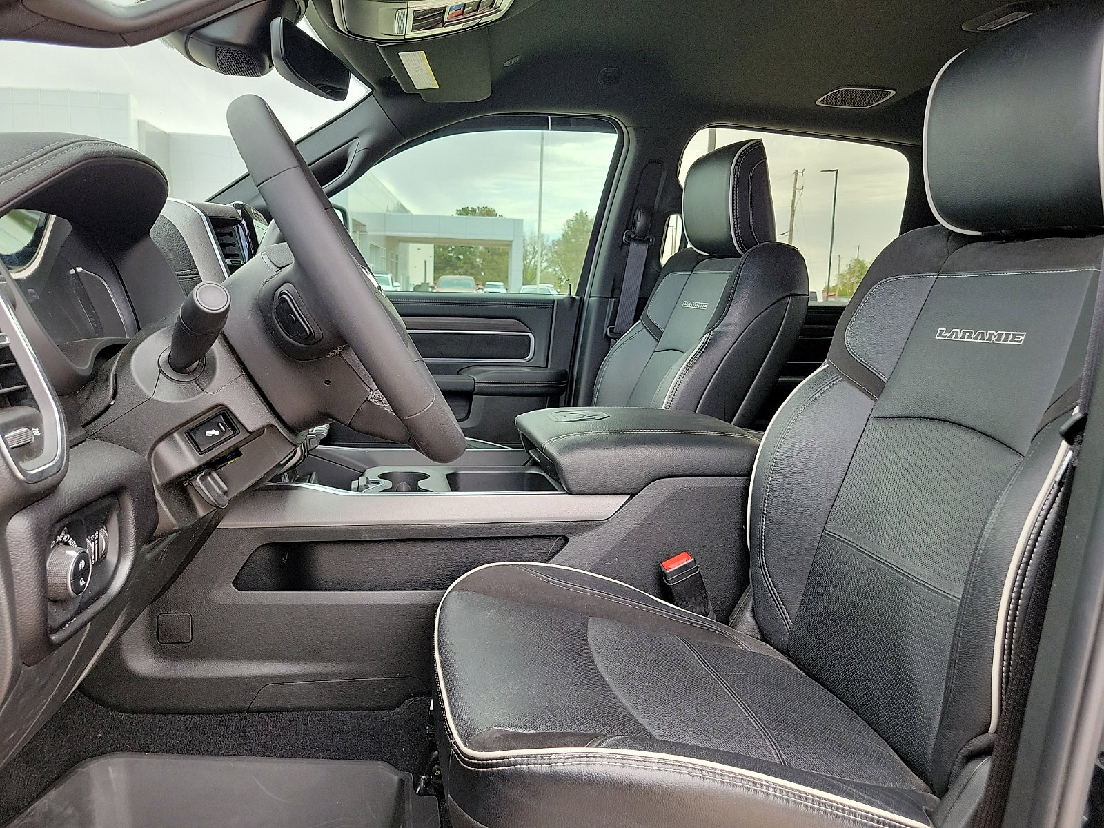 Used 2025 RAM 3500 Laramie w/ Night Edition image 12