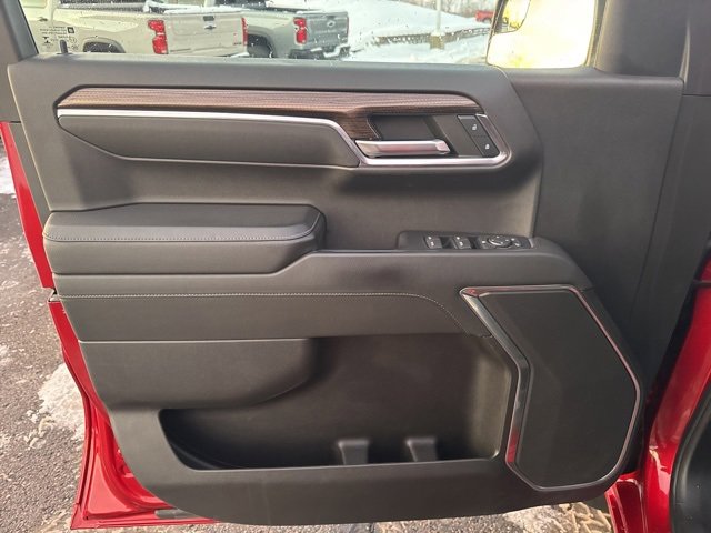 Used 2022 Chevrolet Silverado 1500 RST image 9