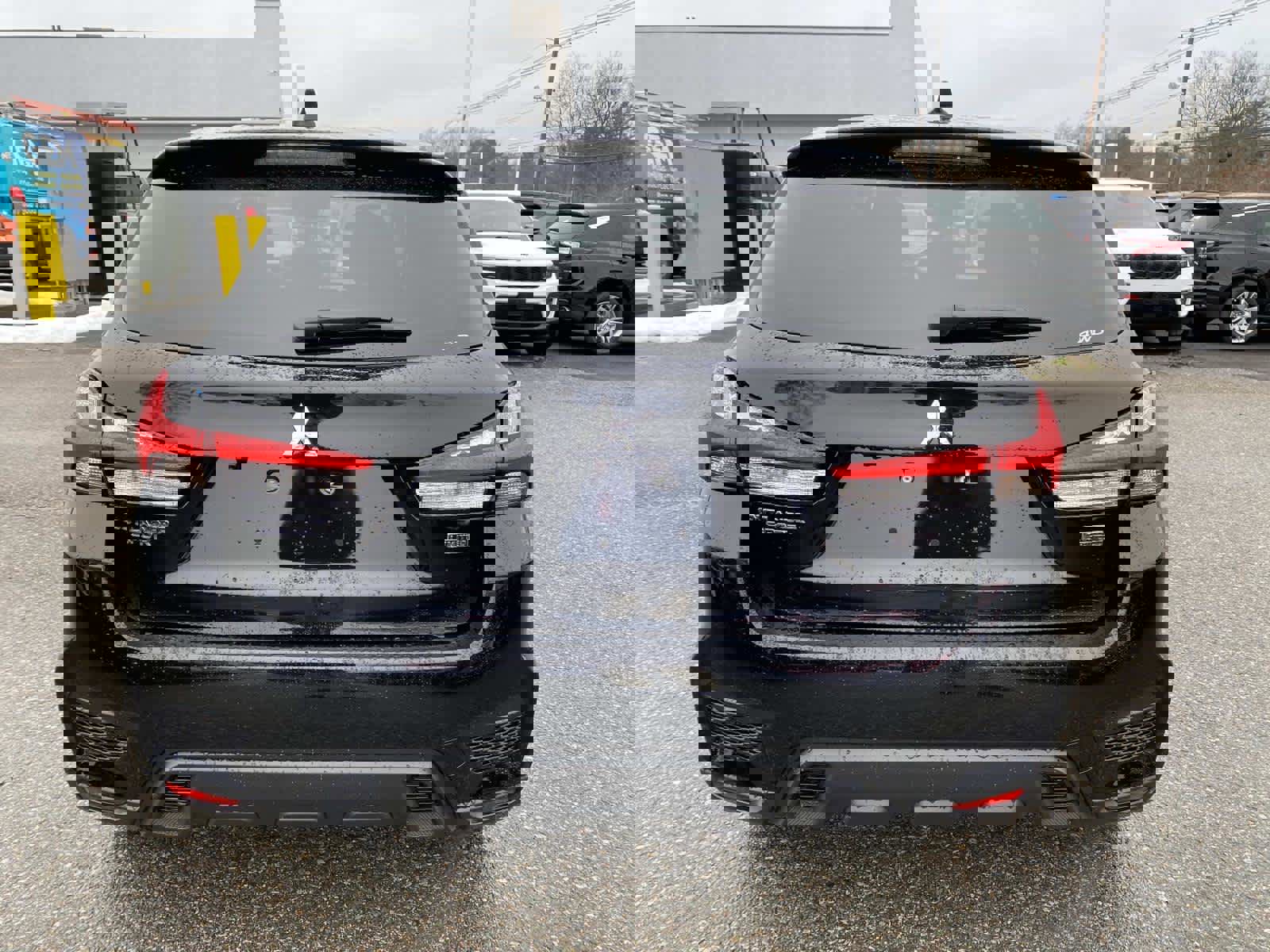 Used 2024 Mitsubishi Outlander Sport LE AWD/4WD image 4