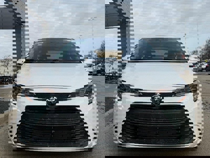 New 2026 Toyota Corolla LE image 9