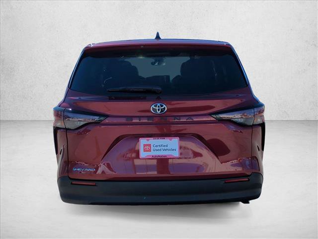 Certified 2026 Toyota Sienna LE AWD/4WD image 7