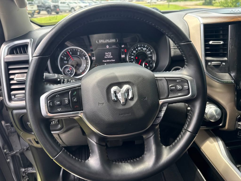 Used 2022 RAM 1500 Laramie AWD/4WD image 17