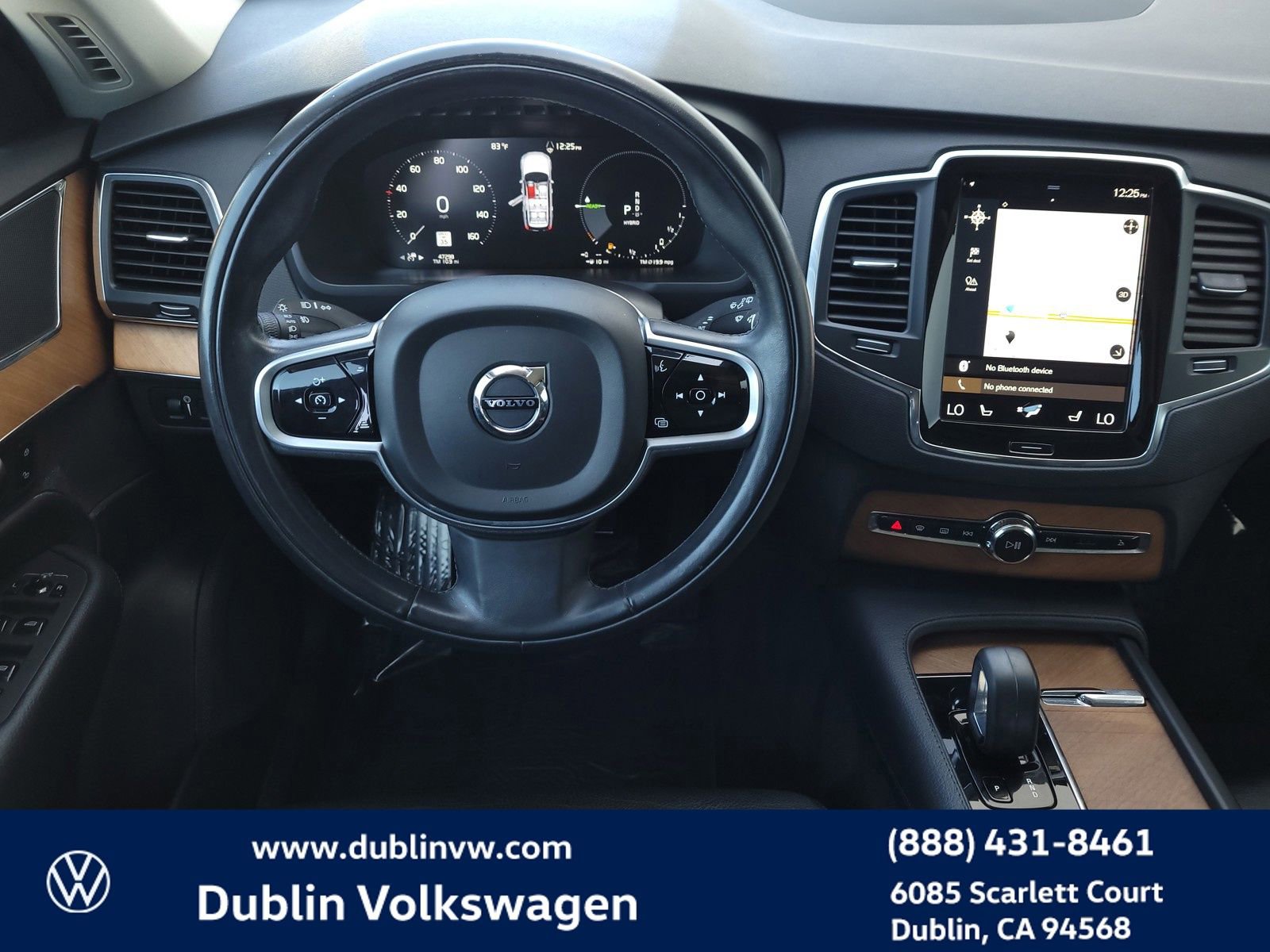 Used 2022 Volvo XC90 T8 Inscription Expression w/ Climate Package image 13