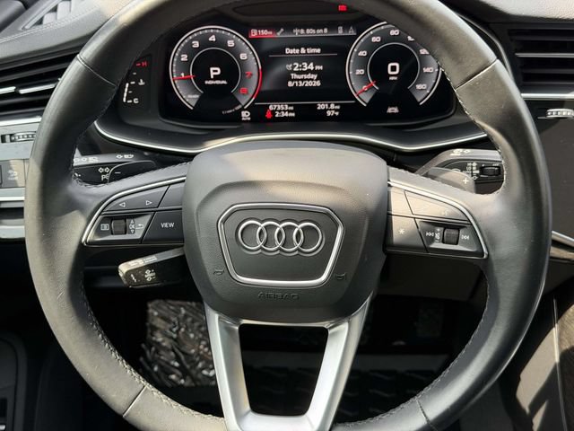 Used 2023 Audi Q7 2.0T Premium w/ Towing Package AWD/4WD image 19
