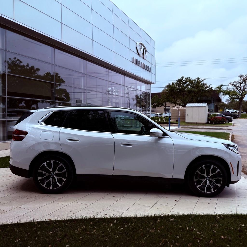 Used 2026 BMW X3 xDrive30 image 4