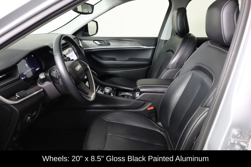 Used 2022 Jeep Grand Cherokee L Limited w/ Black Appearance Package RWD image 14
