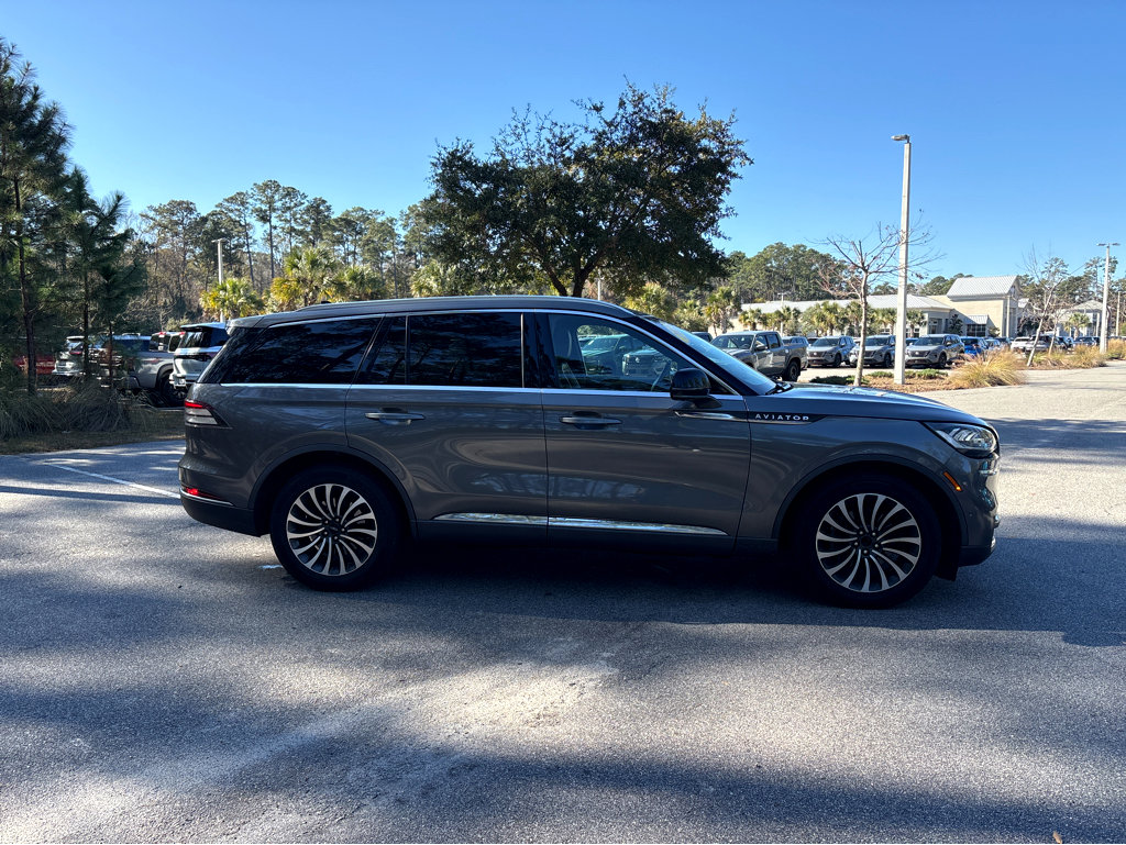 Used 2023 Lincoln Aviator Reserve w/ Equipment Group 201A image 38