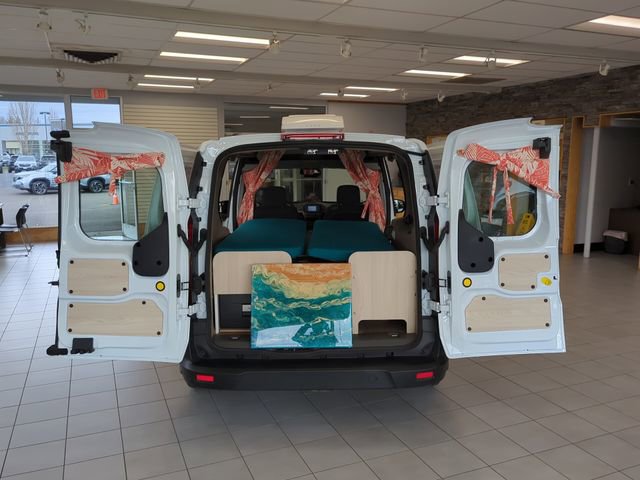 Used 2021 Ford Transit Connect XL FWD image 5