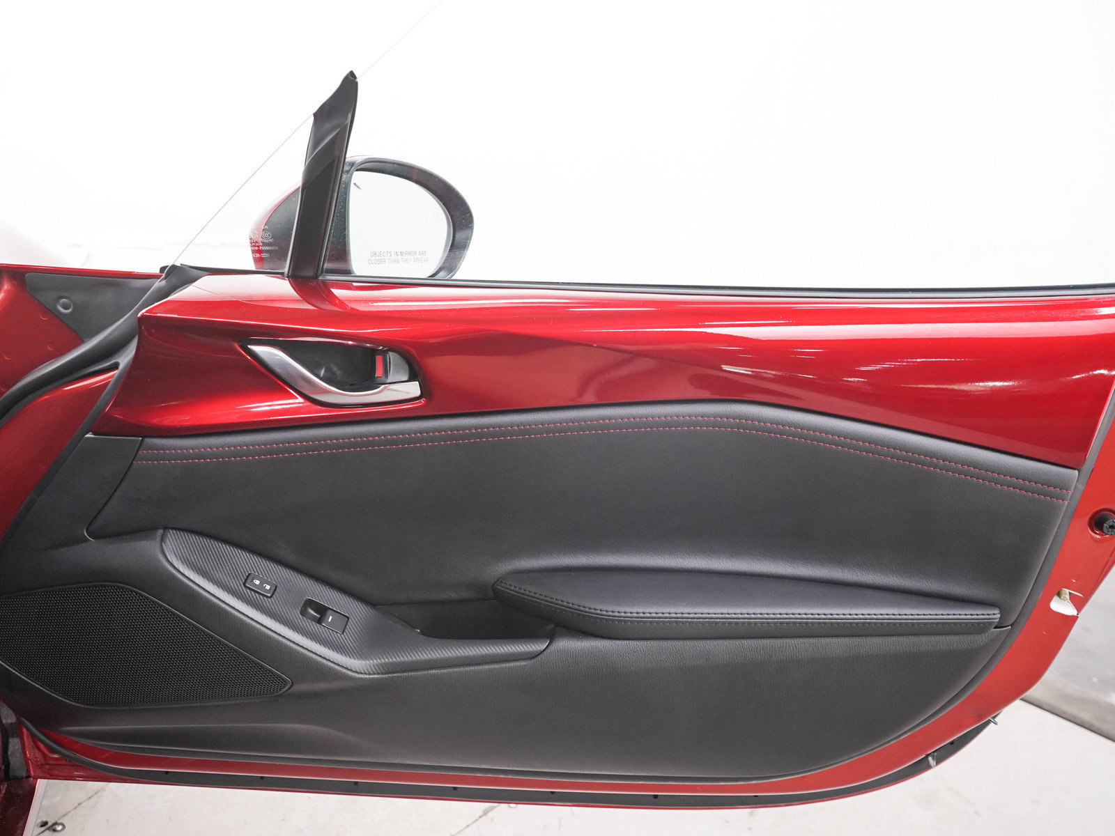 Used 2019 MAZDA MX-5 Miata Grand Touring RWD image 9