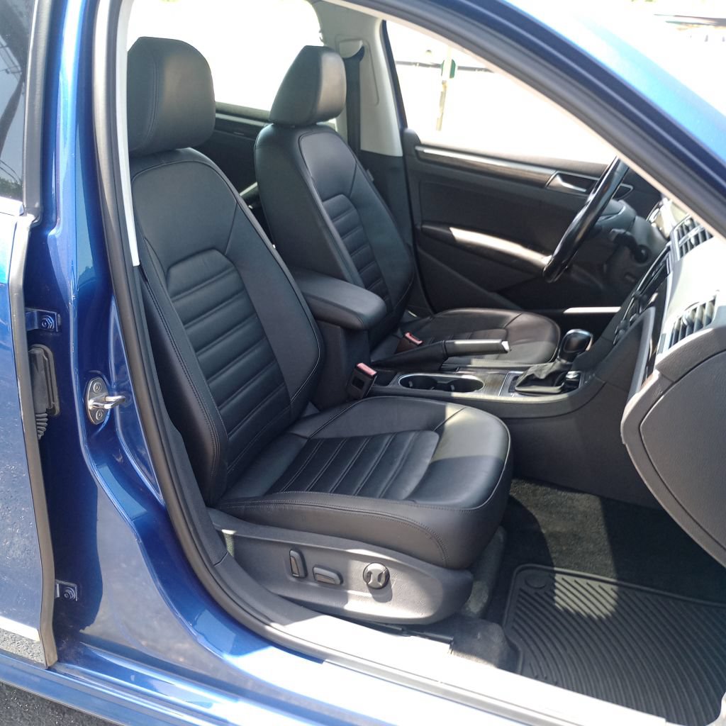 Used 2016 Volkswagen Passat 1.8T FWD image 24